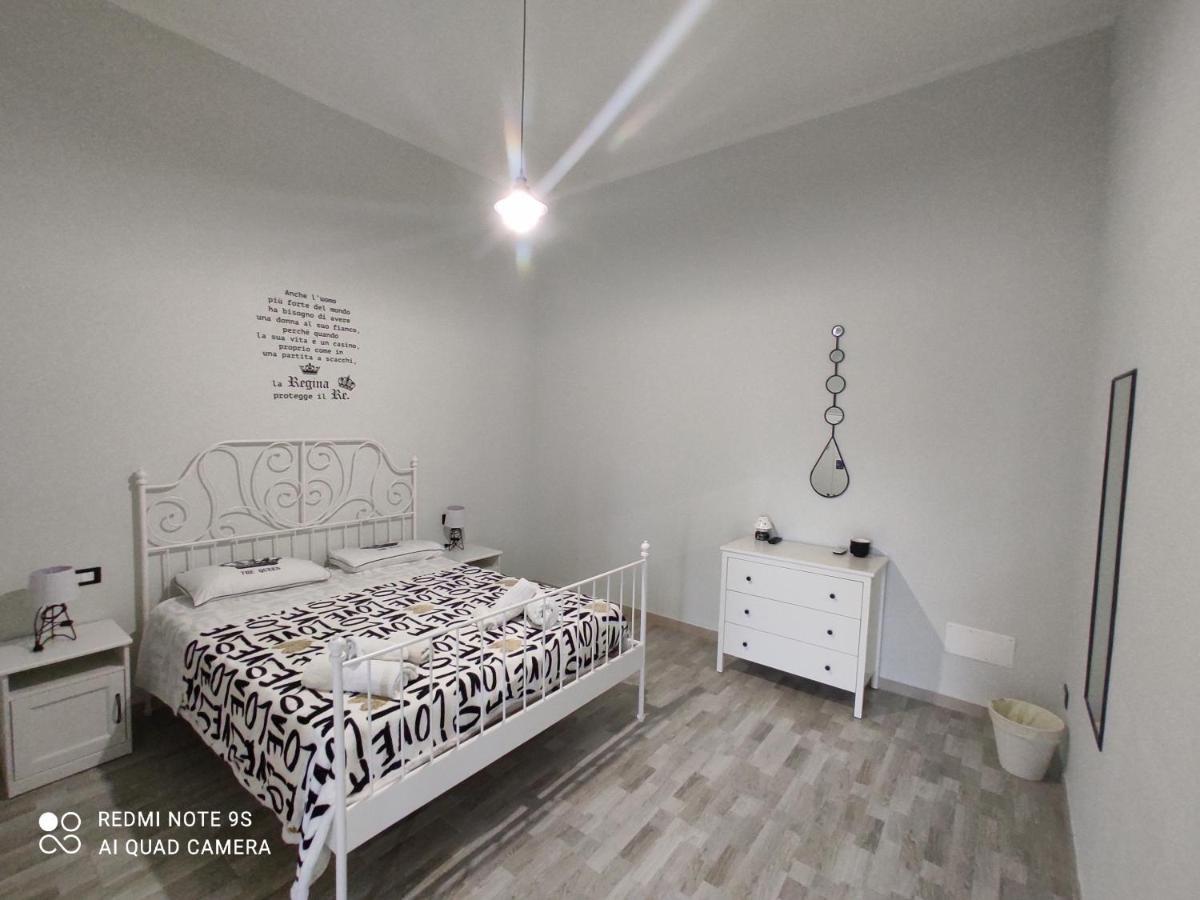 Scacco Matto Holiday House Taranto Cameră foto