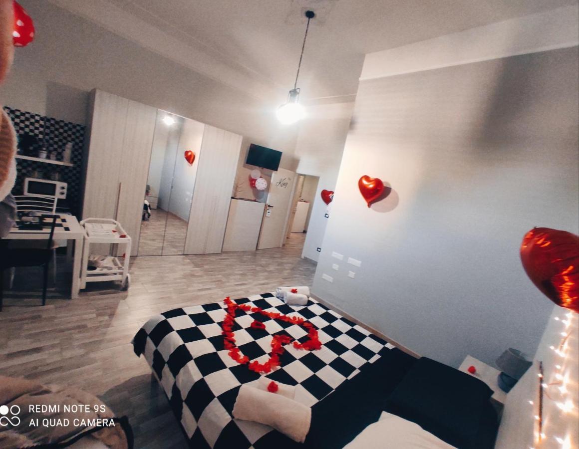 Scacco Matto Holiday House Taranto Exterior foto